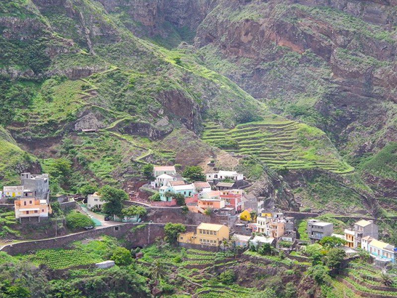 Corda to Cha de Pedras, Cha de Pedras to Caibros, Caibros to Cha de Igreja, Cruzinha to Ponta Sol, Pinhao to Lombo Brango and Sinagoga, Discover Paul Valley