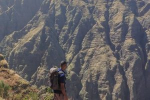 LAGOA TO CAIBROS SANTO ANTAO CAPE VERDE TREKKING TOURS (1)