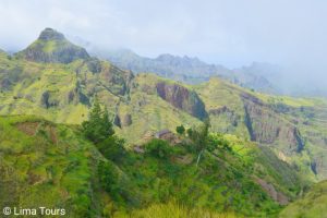 LIN DE CORVO TO JOAO AFONSO SANTO ANTAO CAPE VERDE TOURS TREKKING (4)