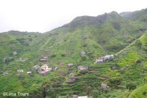 PINHAO TO LOMBO BRANCO SANTO ANTAO CAPE VERDE TREKKING TOURS (7)